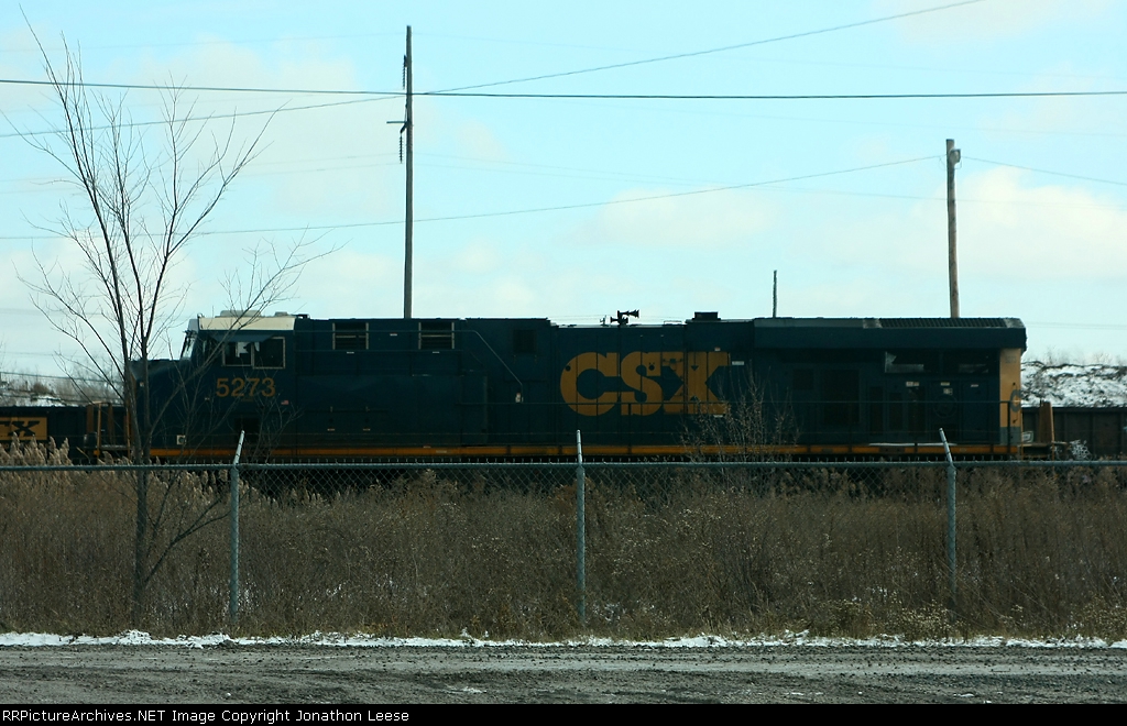 Q321 prepares to wye their engine